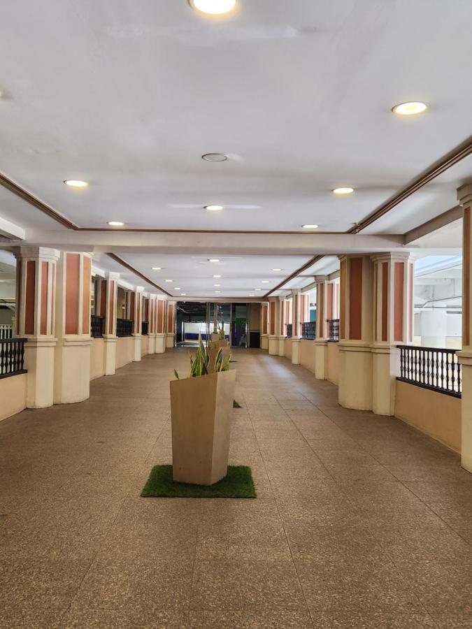 Spacious Cozy Suite At The Venice Mall With Free Parking And Washing Machine (Adults Only) Taguig Zewnętrze zdjęcie