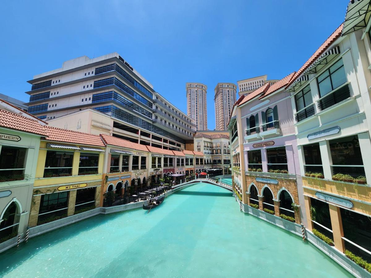 Spacious Cozy Suite At The Venice Mall With Free Parking And Washing Machine (Adults Only) Taguig Zewnętrze zdjęcie